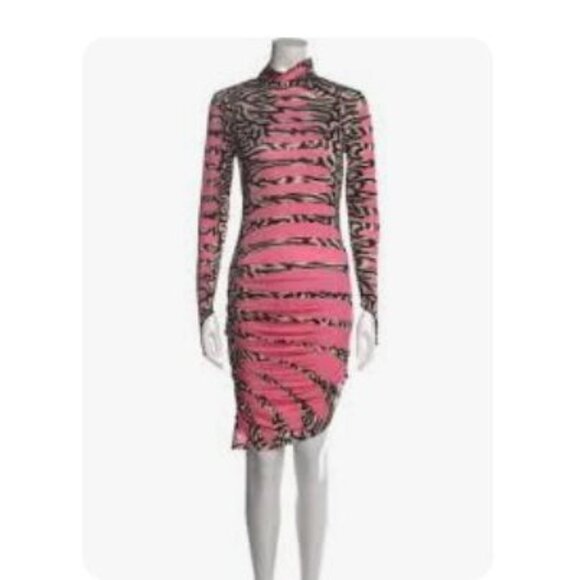 Maisie Wilen Yeezy Designer Pink Mini Dress NWOT Stretch Bodycon - Size M - Picture 4 of 14